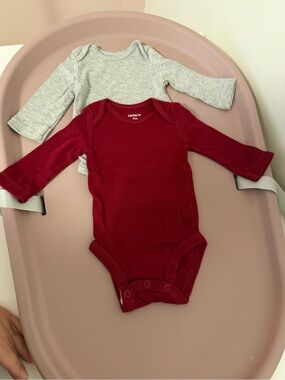 Carter's Set of 2 Bodysuits 0-3Mos